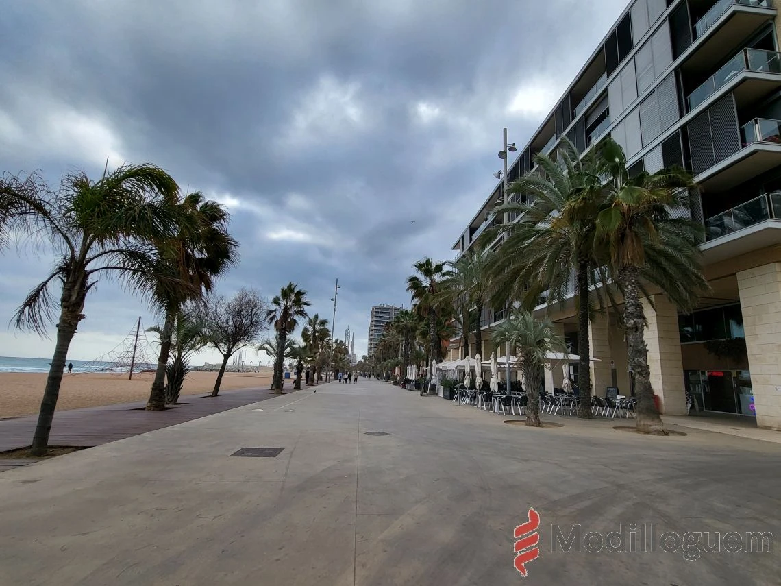 27 Alrededores - Tresmall