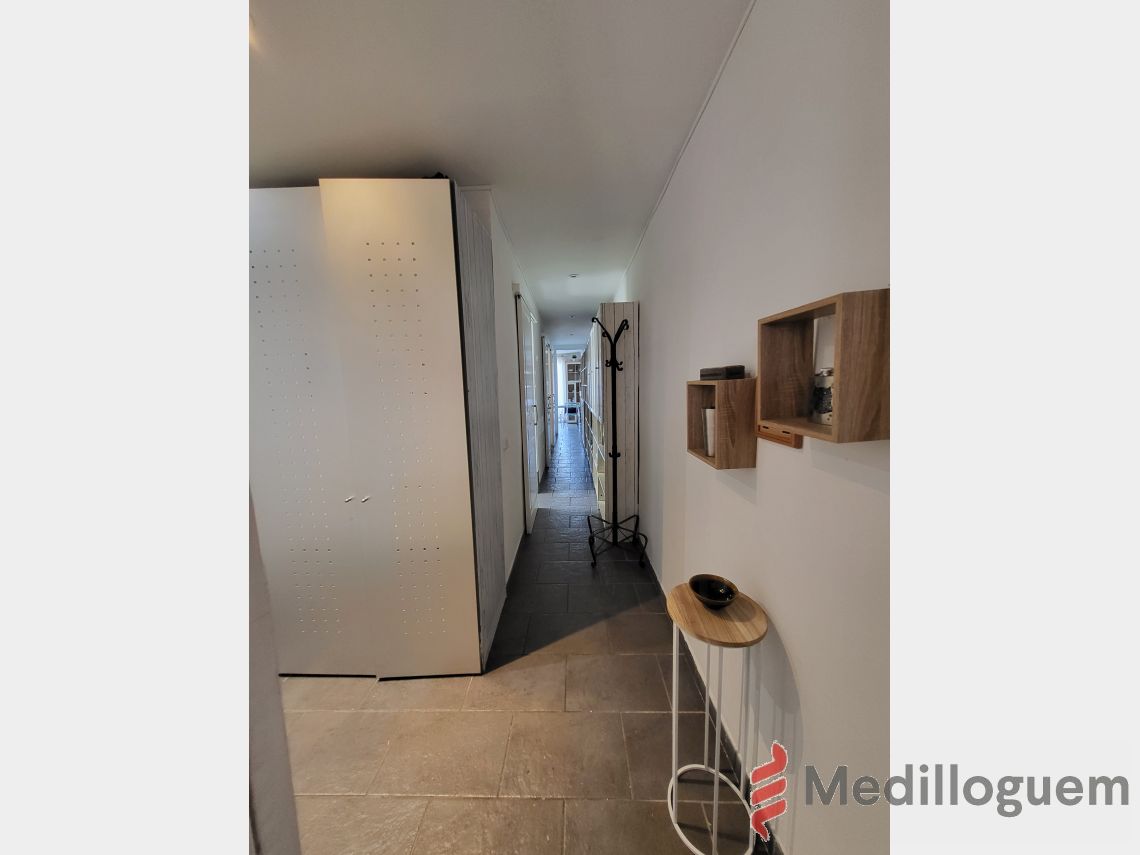 24 Pasillo - Sepulveda