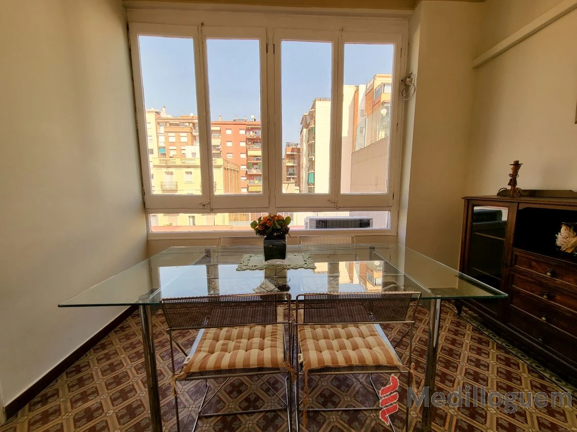 5 Comedor - Gran via C. Catalanes 701