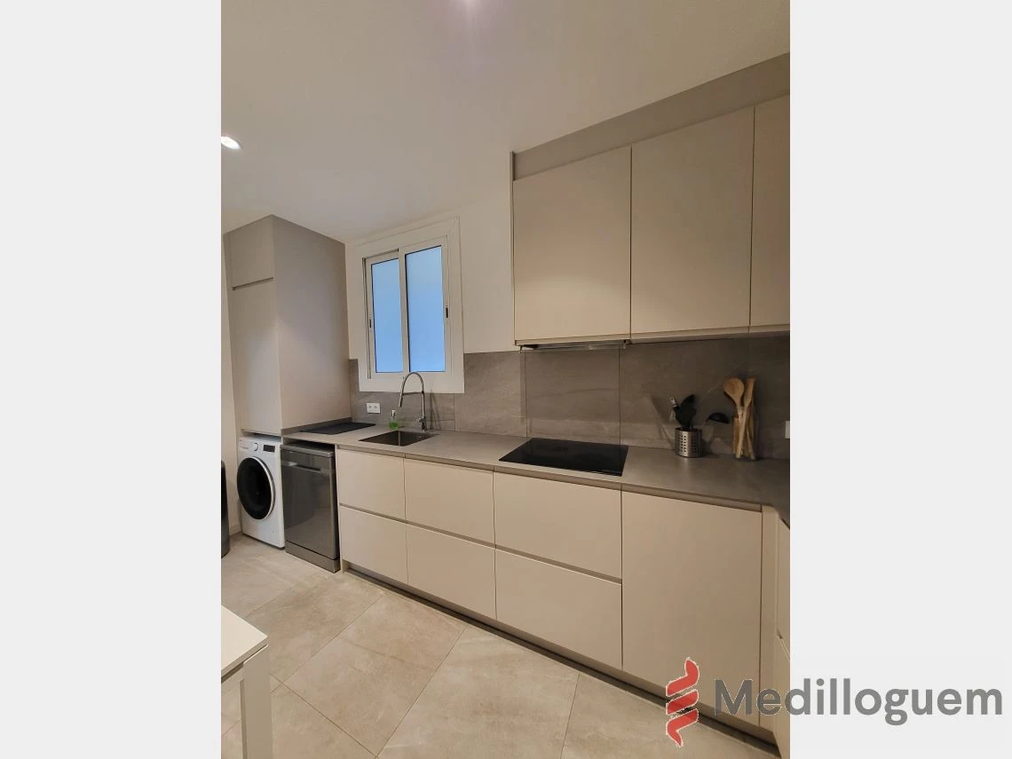 10 Cocina - Gran via C. Catalanes 701