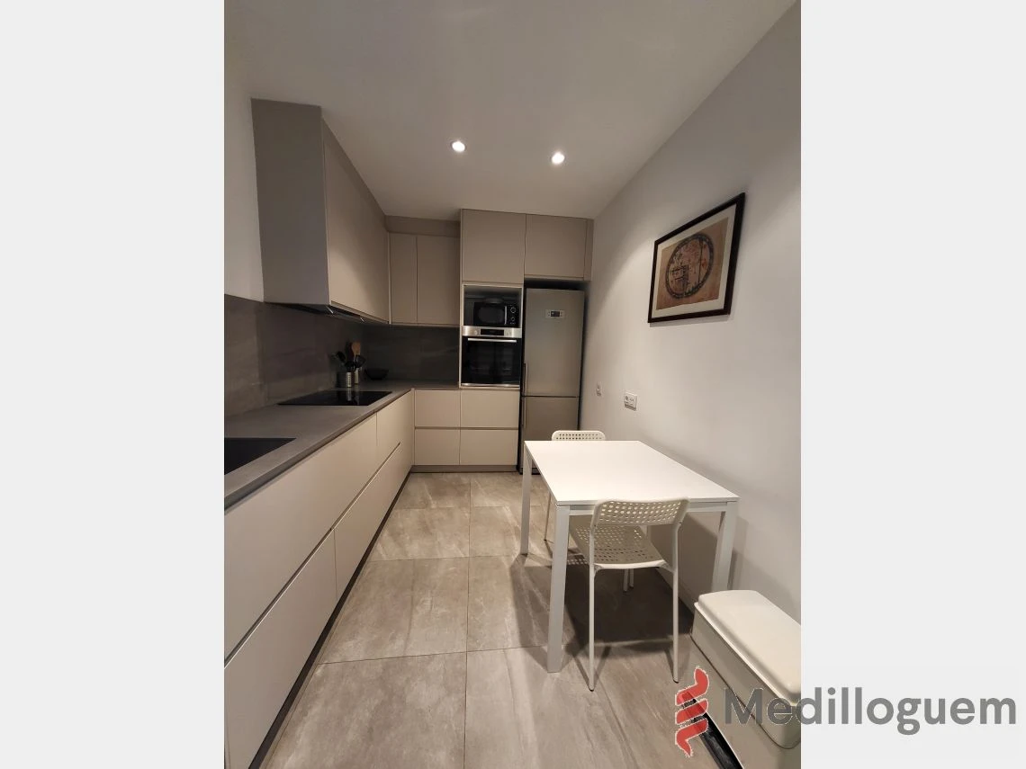 12 Cocina - Gran via C. Catalanes 701