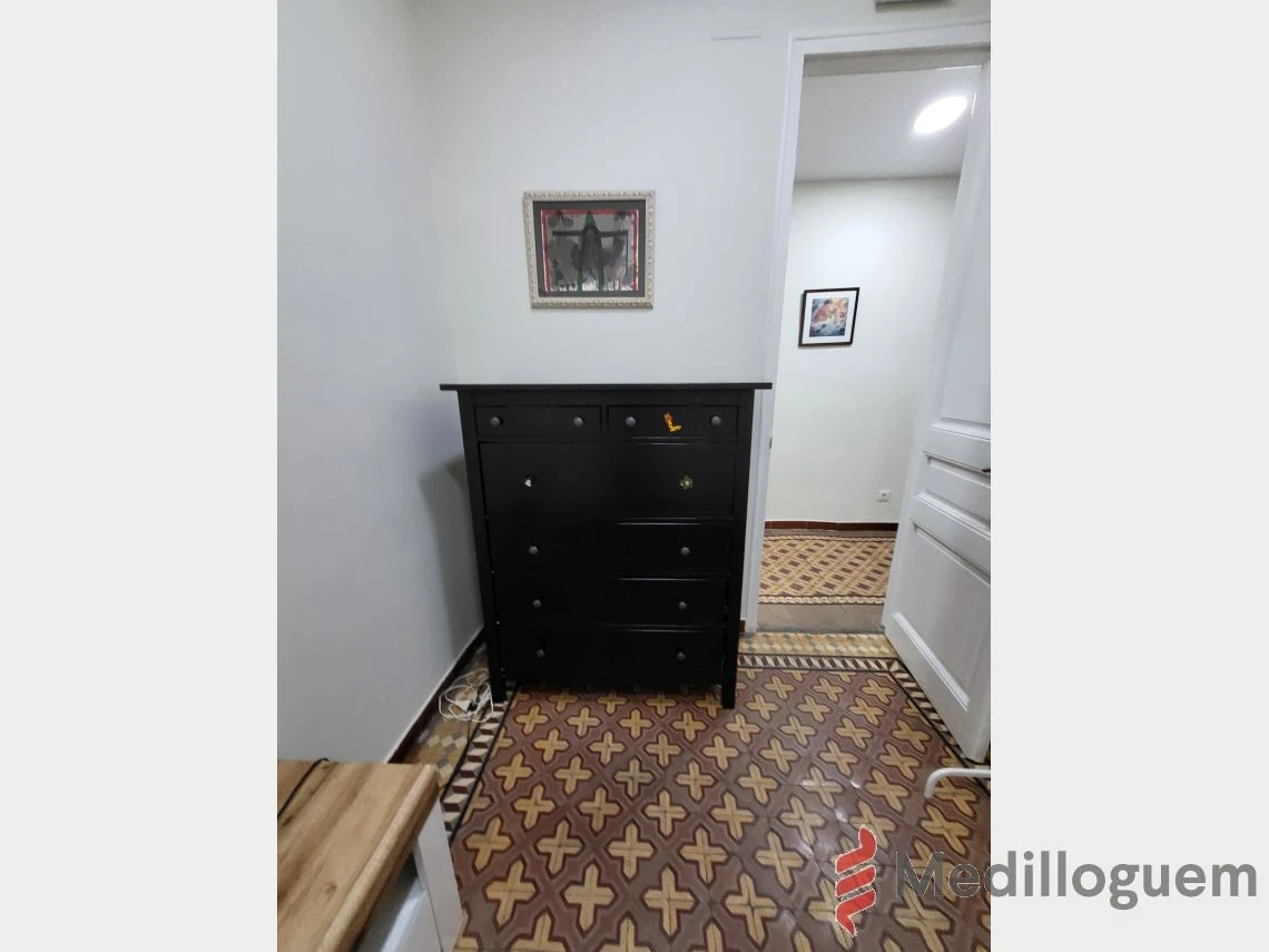 18 Dormitorio - Gran via C. Catalanes 701