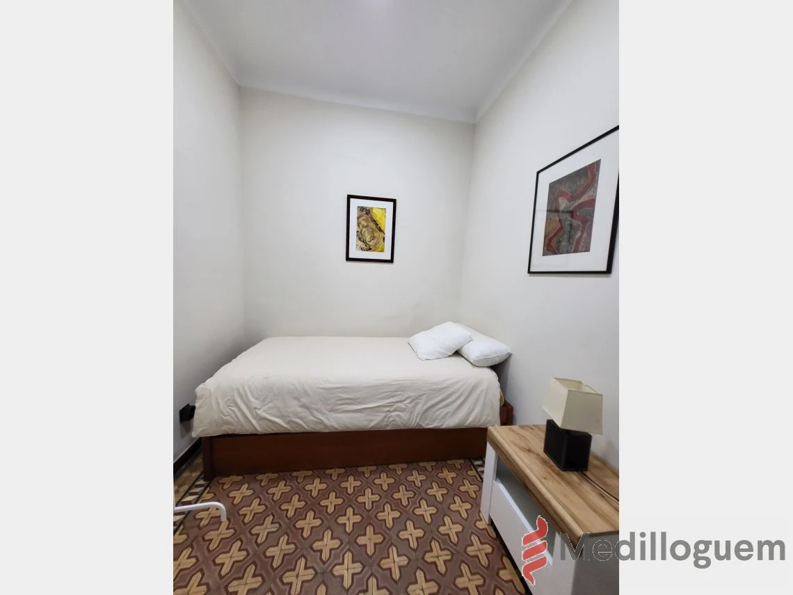 19 Dormitorio - Gran via C. Catalanes 701