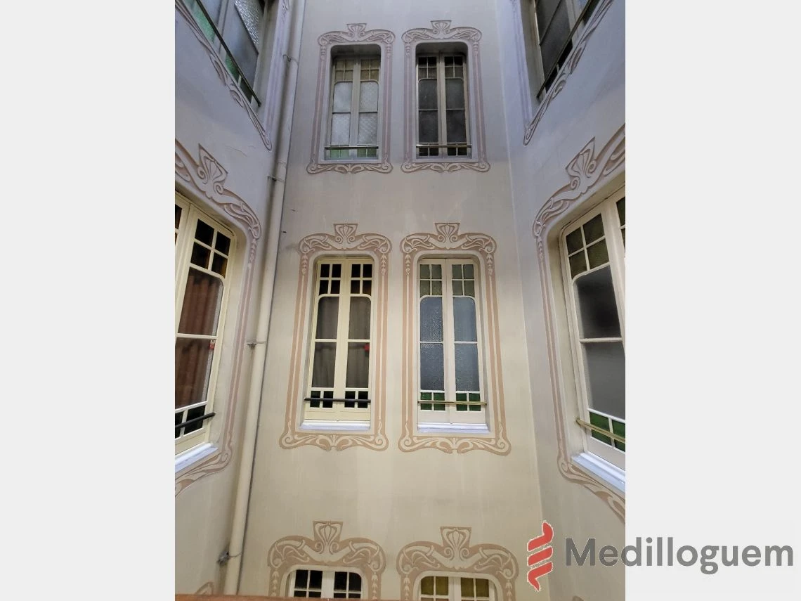 28 Zonas Comunes - Gran via C. Catalanes 701