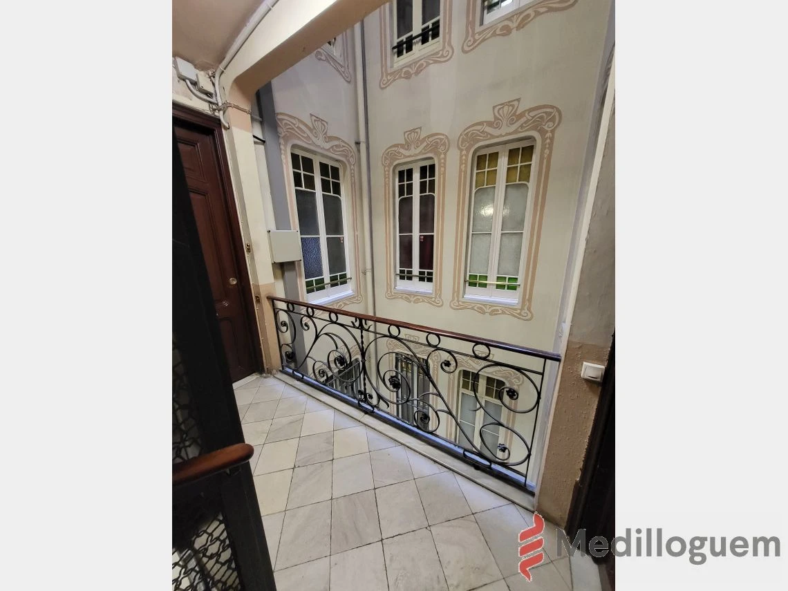 29 Zonas Comunes - Gran via C. Catalanes 701