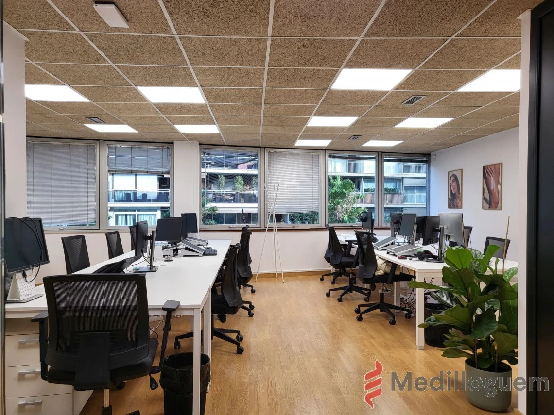 3 Oficina - Rda Gral Mitre