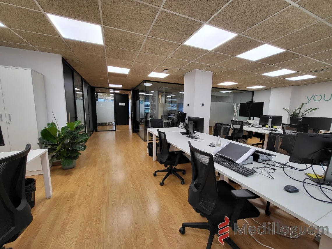 5 Oficina - Rda Gral Mitre