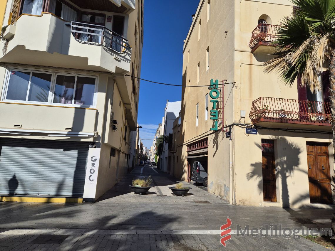 27 Alrededores - Riera M