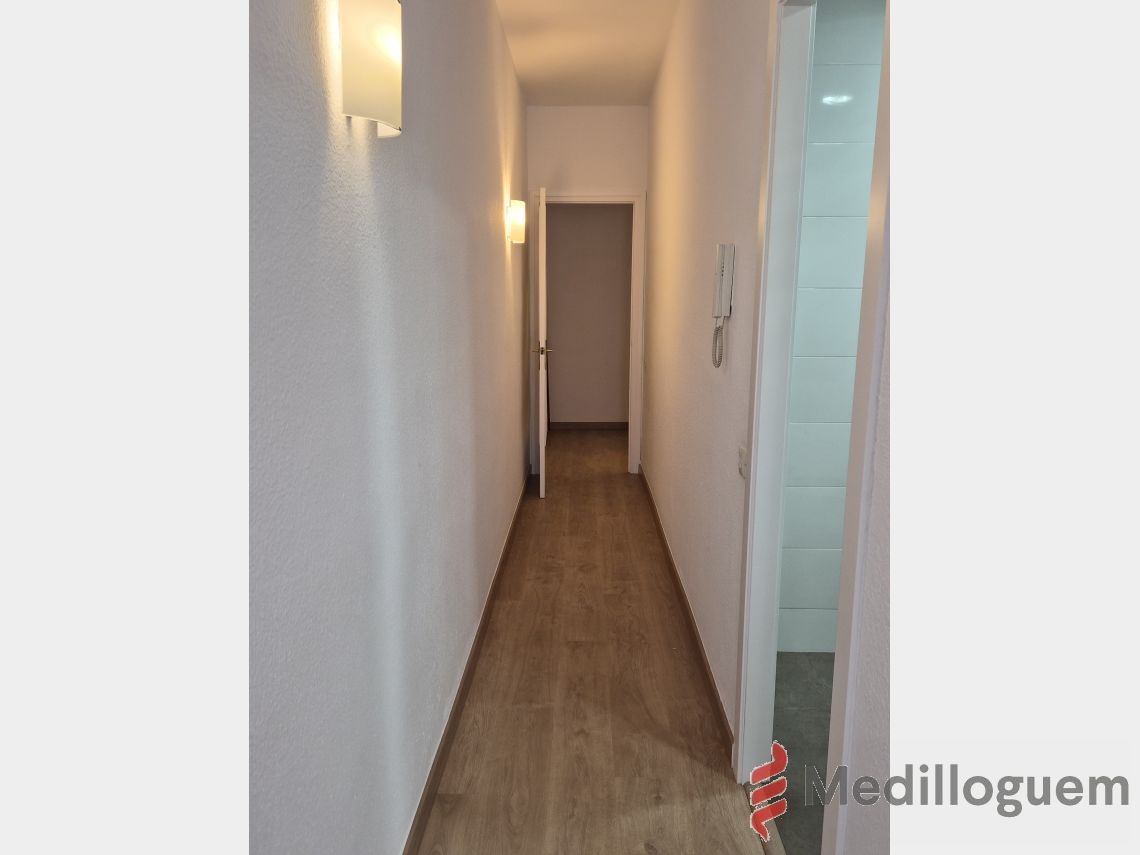 15 Pasillo - Av Madrid