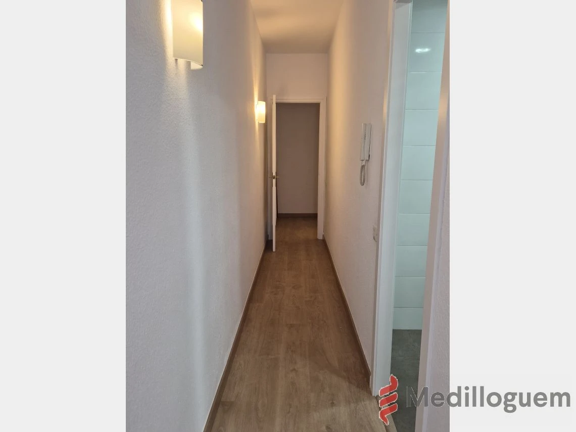 15 Pasillo - Av Madrid