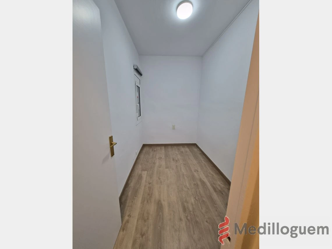 23 Estudio - Av Madrid