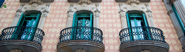 Orientació, altura i ascensor: com influeixen en el preu de d’un pis 