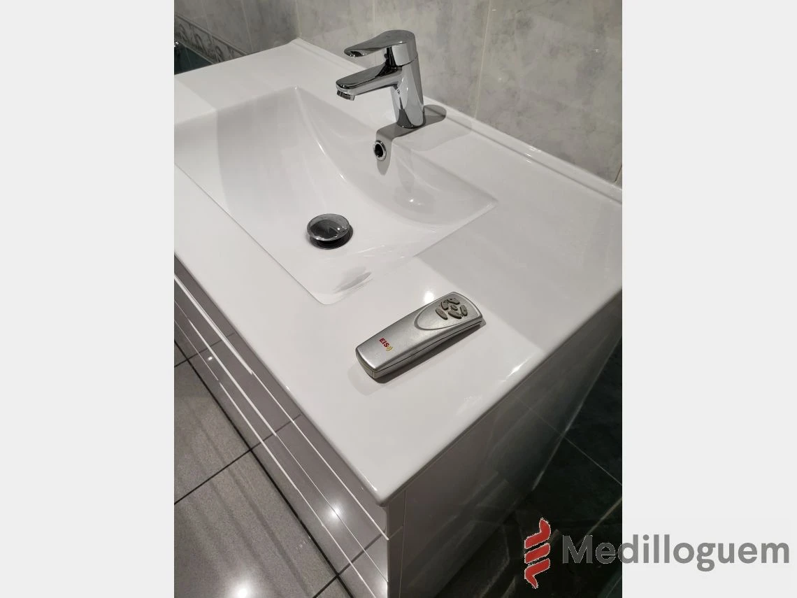 16 detalles baño arago