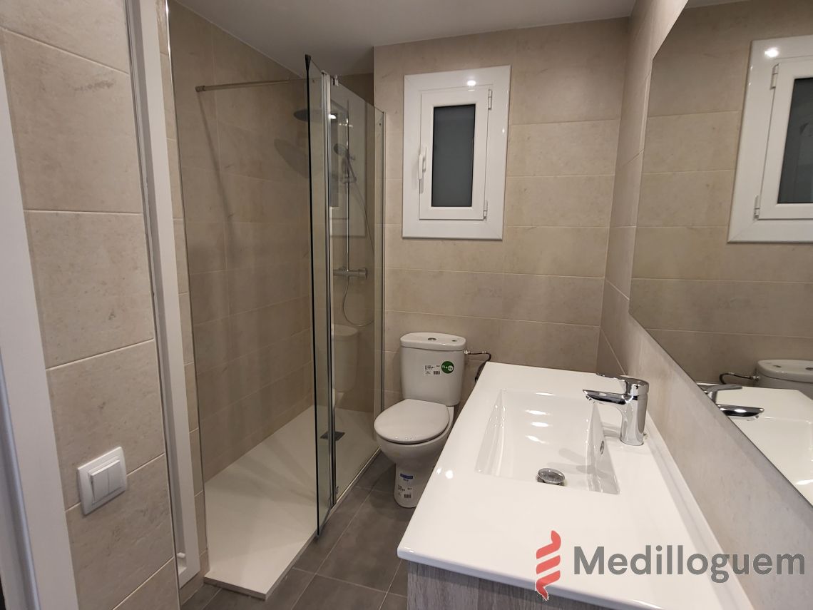 18 baño gral mitre