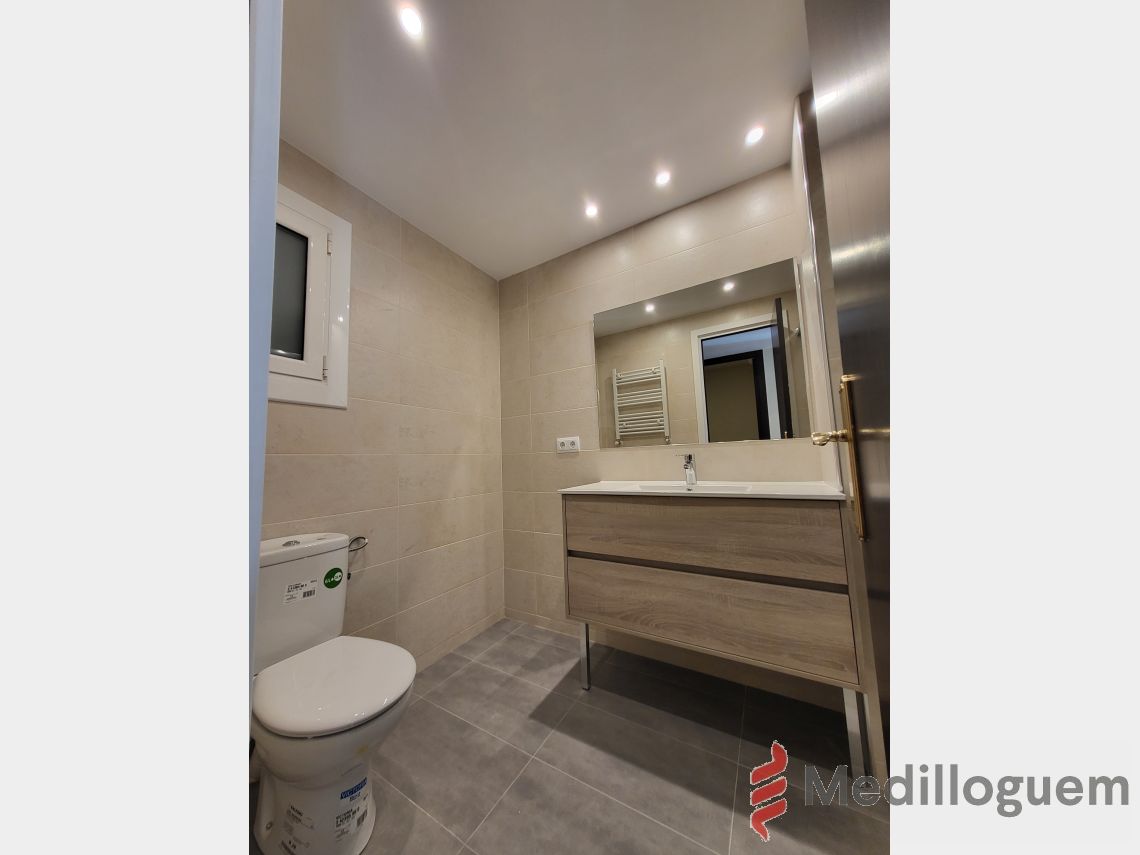 24 baño gral mitre
