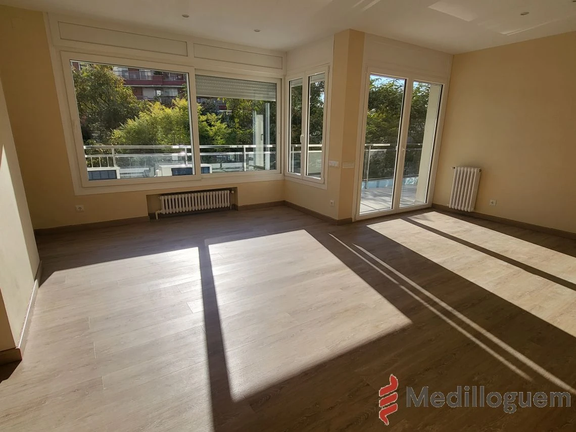 10 salon - General Mitre