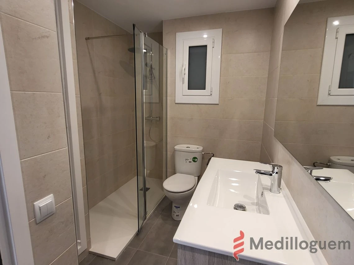 18 Baño - General Mitre